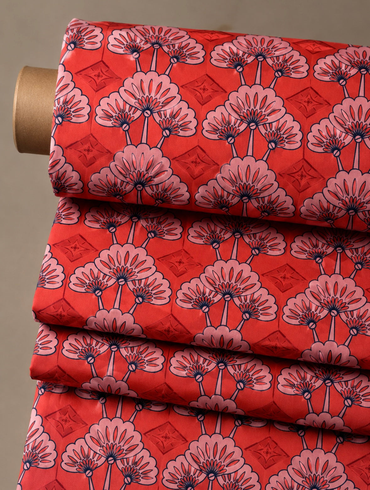 Dragonfly Garden – Silk Jacquard with Dots (3.5 Meters)